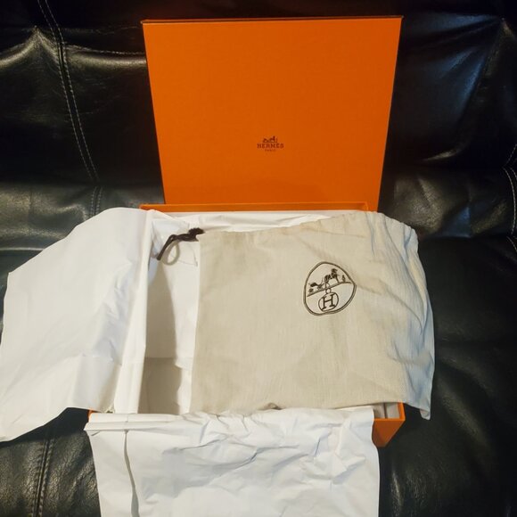HERMES box with dust bag and gift paper - Picture 3 of 4